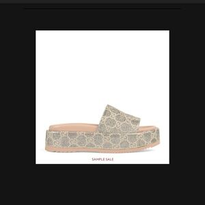 Gucci platform slide
